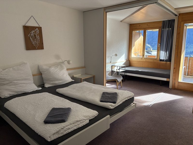 Camera a 3 letti vista Eiger, 3° piano – 1