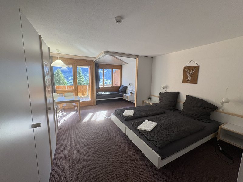Camera a 3 letti vista Eiger, 3° piano – 2